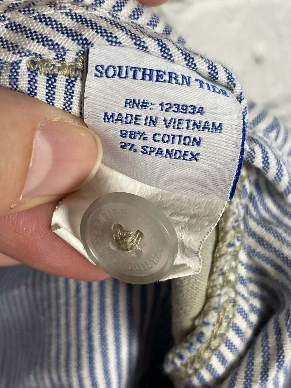 Southern Tide Caroline Khaki Chino Shorts Size 6 - Picture 6 of 6